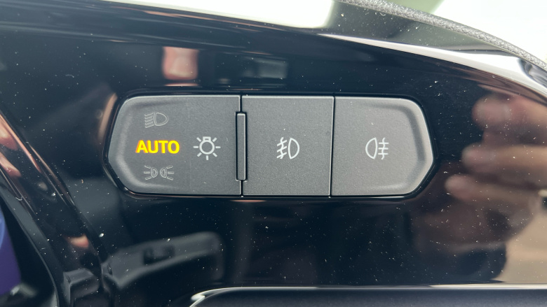 Ford Transit Connect 230 L2 Diesel 2.0 EcoBlue 102ps Limited Van